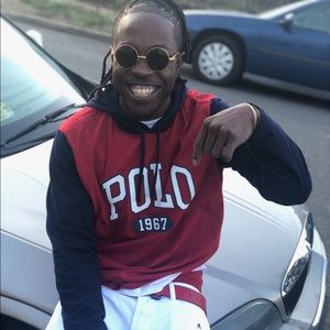 Meet your Posher, Lawrence